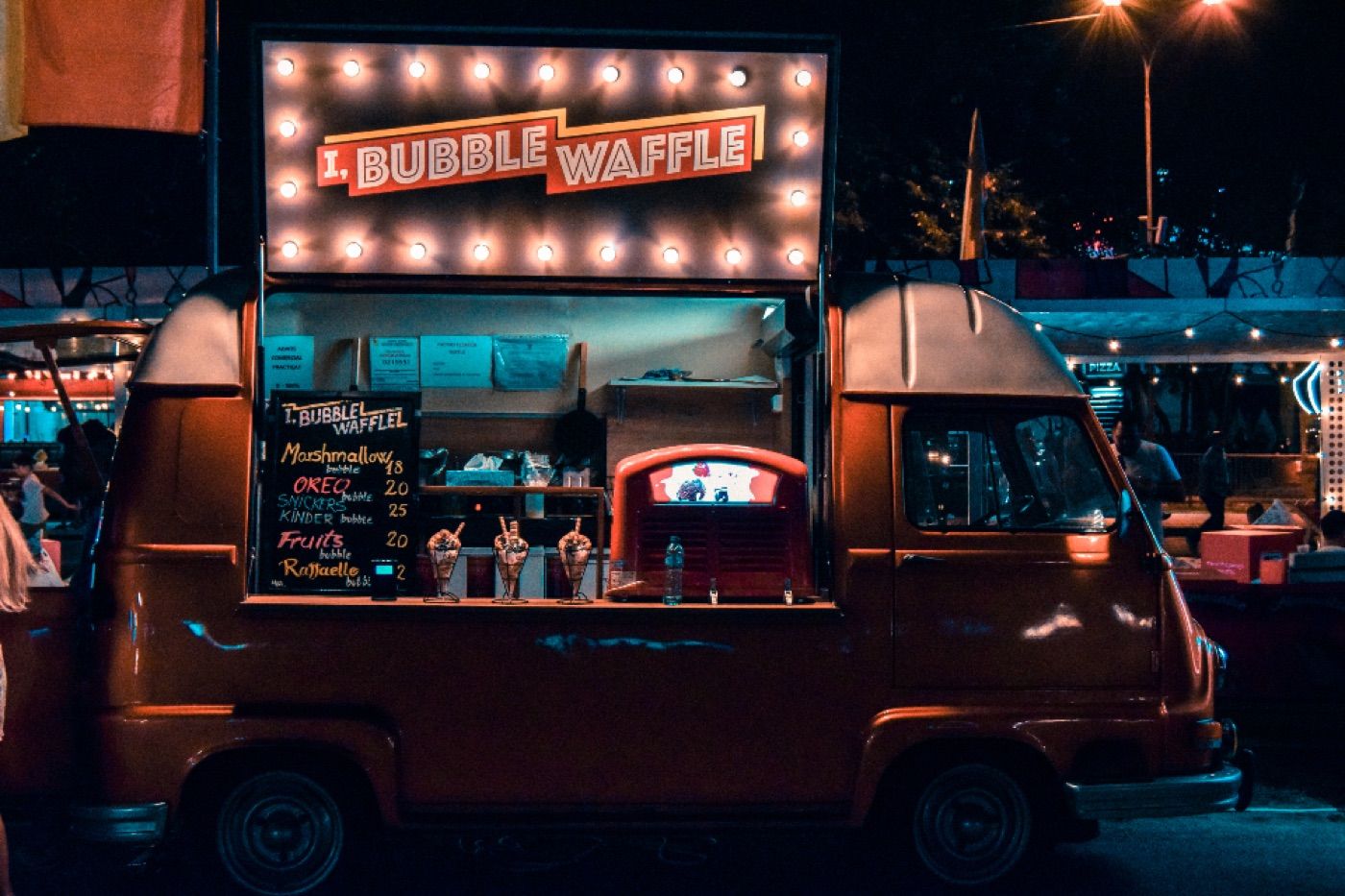 Food Truck am Abend
